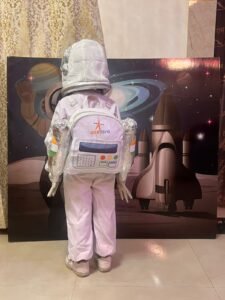 Kids-space-theme-fancy-dress-performance-with-rocket-prop